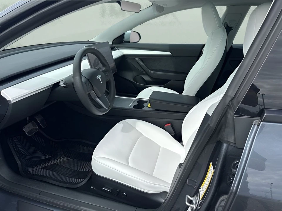 2023 Tesla Model 3 - Image 9 of 12