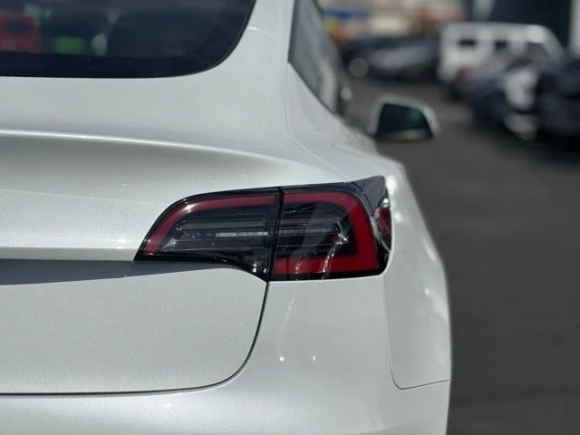 2023 Tesla Model 3 - Image 10 of 12