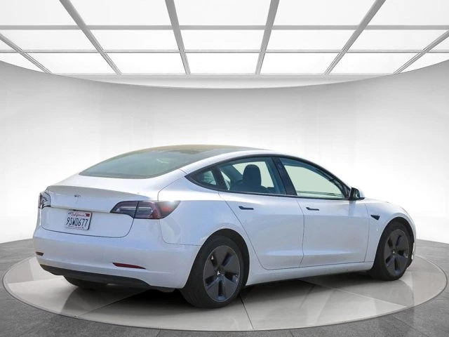 2023 Tesla Model 3 - Image 3 of 19