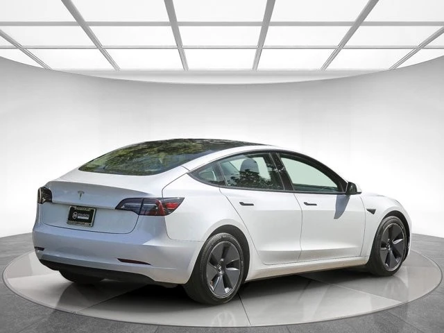 2023 Tesla Model 3 - Image 4 of 21