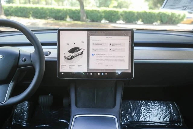 2023 Tesla Model 3 - Image 11 of 21
