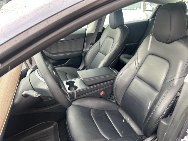 2023 Tesla Model 3 - Image 4 of 17