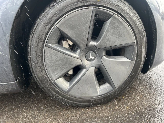 2023 Tesla Model 3 - Image 15 of 17
