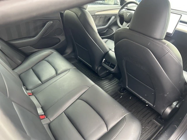 2023 Tesla Model 3 - Image 10 of 17