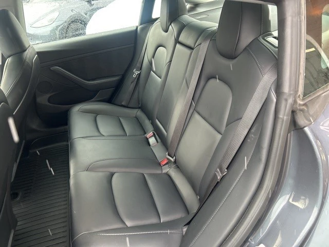 2023 Tesla Model 3 - Image 7 of 17