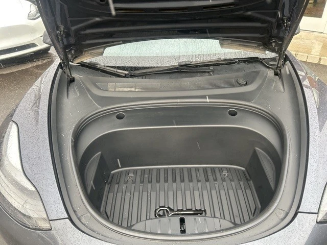 2023 Tesla Model 3 - Image 16 of 17