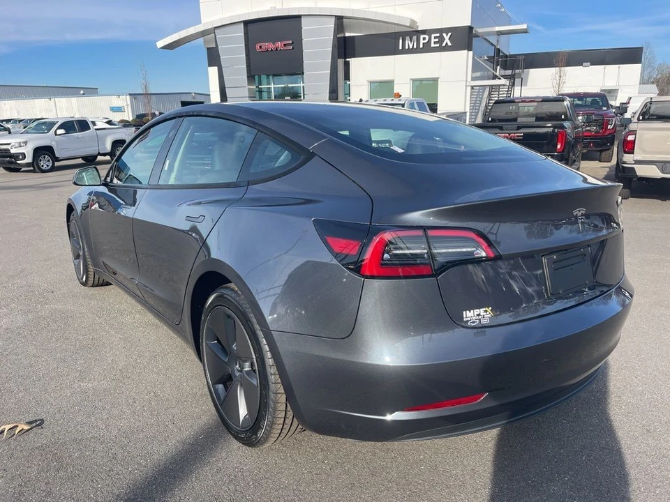 2023 Tesla Model 3 - Image 3 of 21