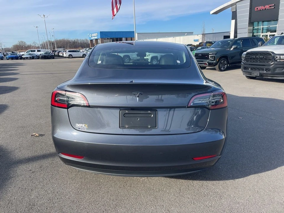 2023 Tesla Model 3 - Image 4 of 12