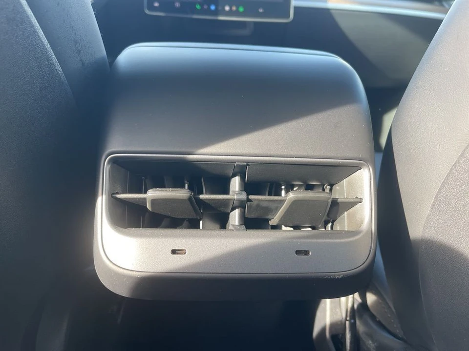 2023 Tesla Model 3 - Image 14 of 21