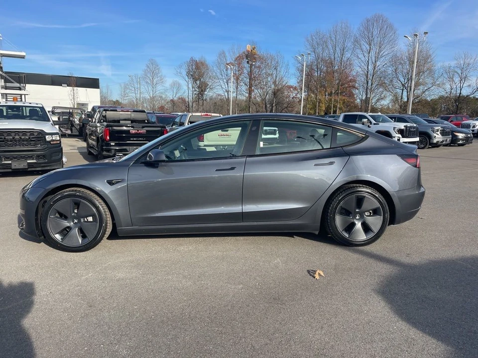 2023 Tesla Model 3 - Image 2 of 12