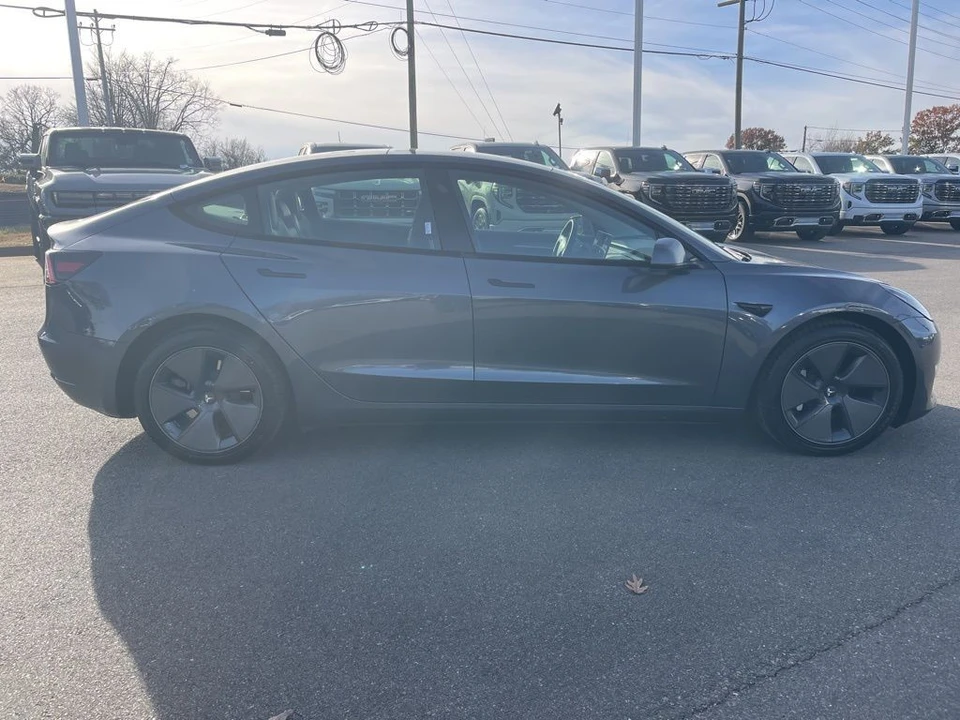2023 Tesla Model 3 - Image 6 of 21