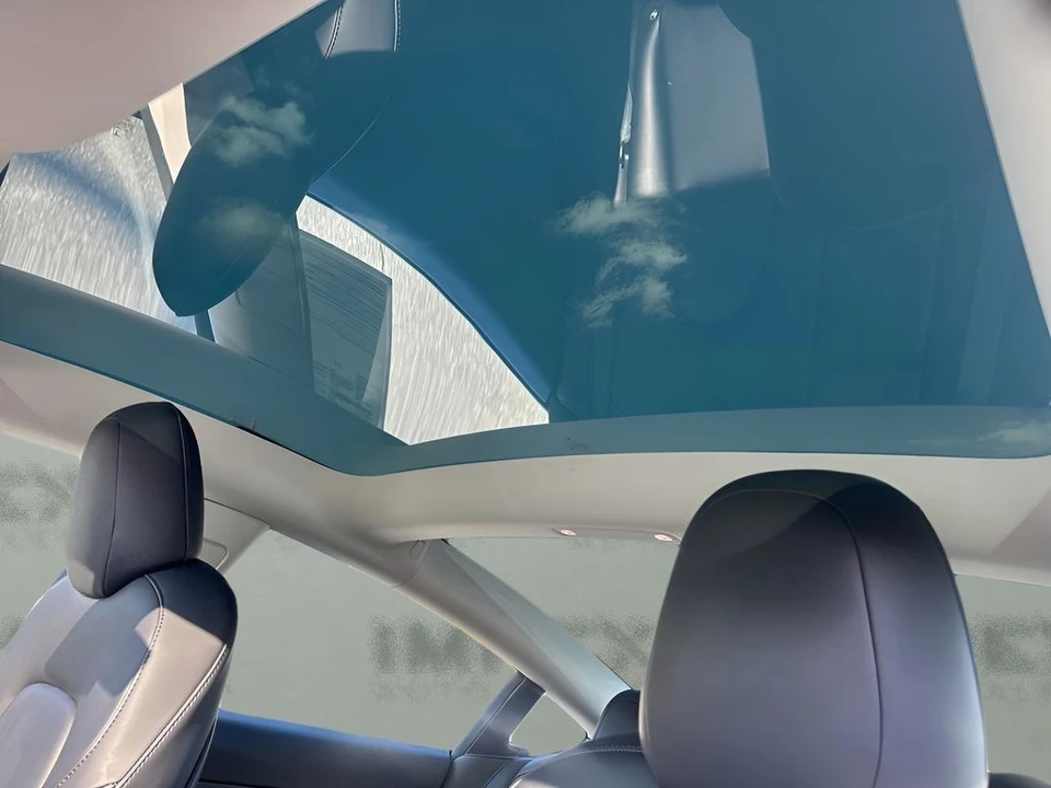 2023 Tesla Model 3 - Image 11 of 21