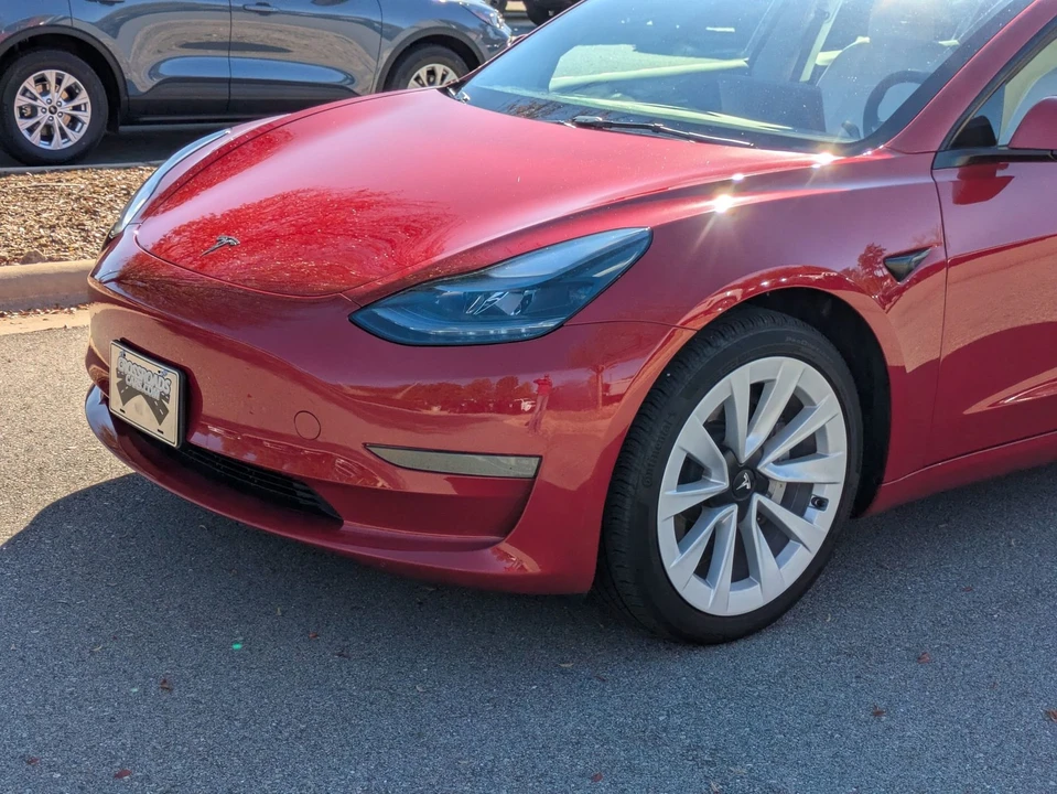 2023 Tesla Model 3 - Image 10 of 12
