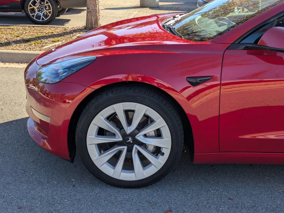 2023 Tesla Model 3 - Image 11 of 12