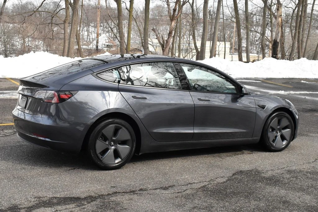 2023 Tesla Model 3 - Image 8 of 12