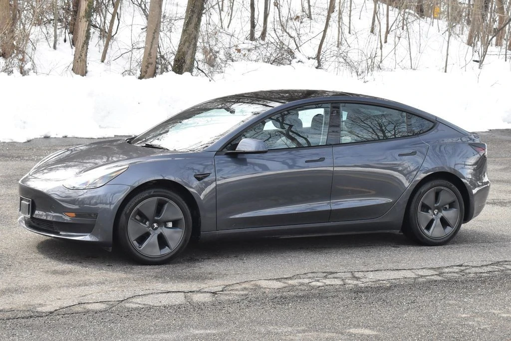 2023 Tesla Model 3 - Image 2 of 12