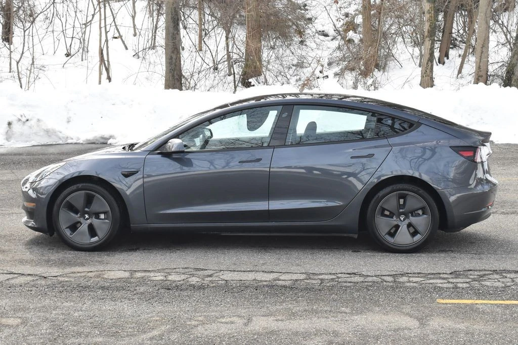 2023 Tesla Model 3 - Image 4 of 12