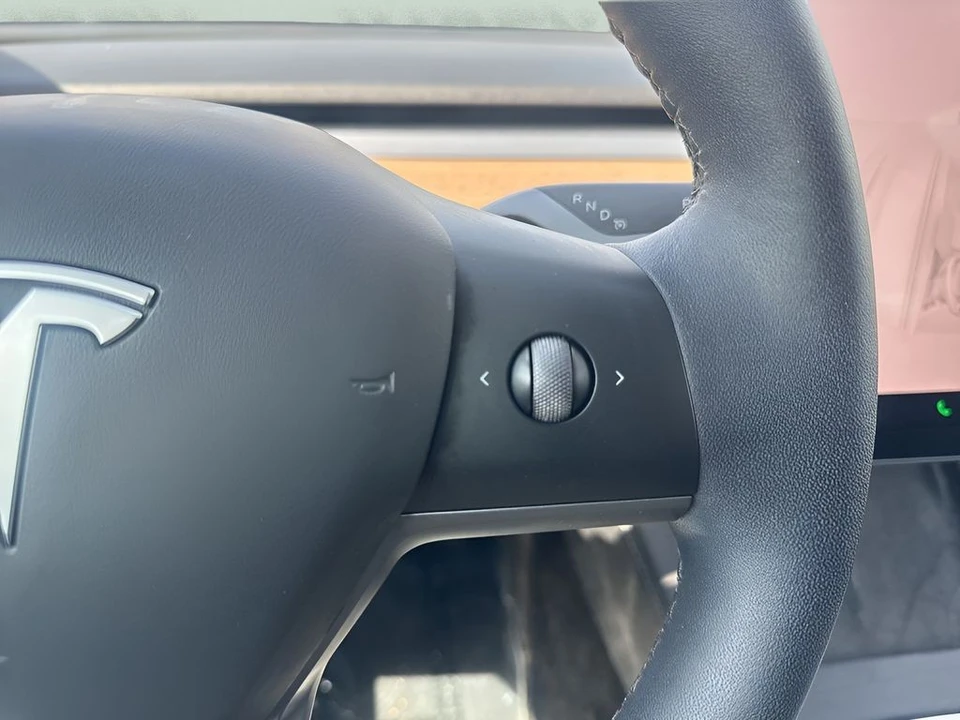 2023 Tesla Model 3 - Image 17 of 21
