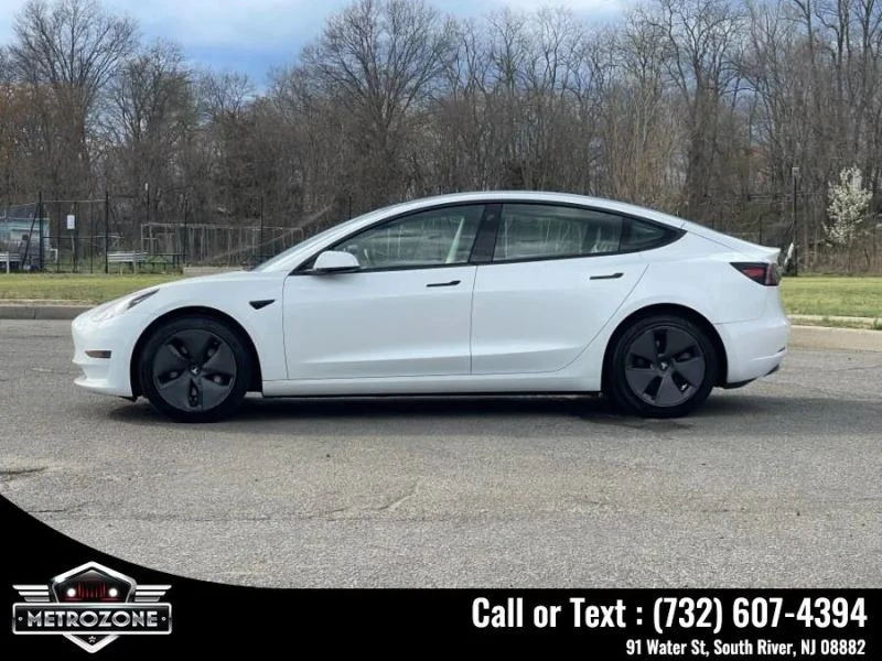 2023 Tesla Model 3 - Image 4 of 12