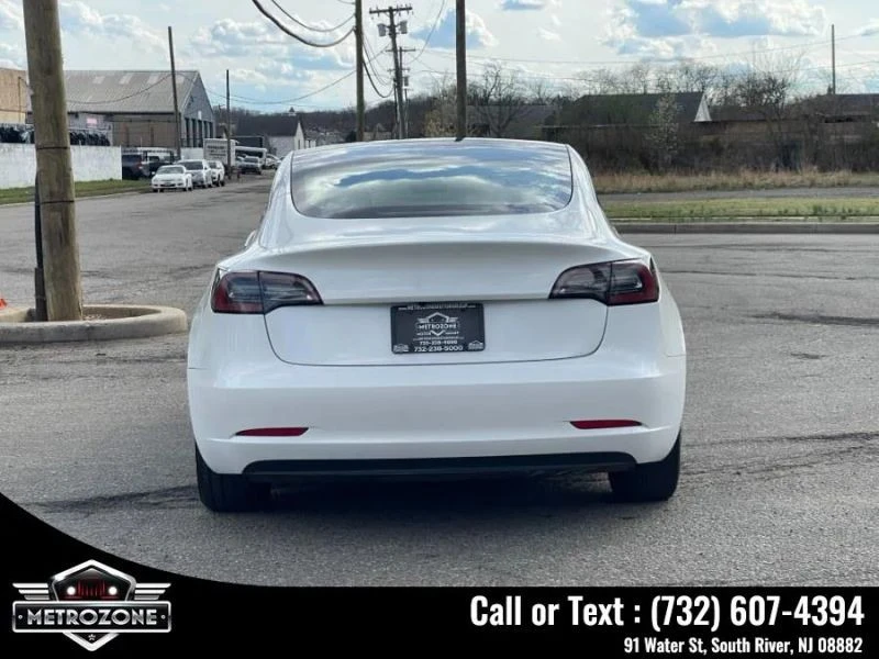 2023 Tesla Model 3 - Image 7 of 12