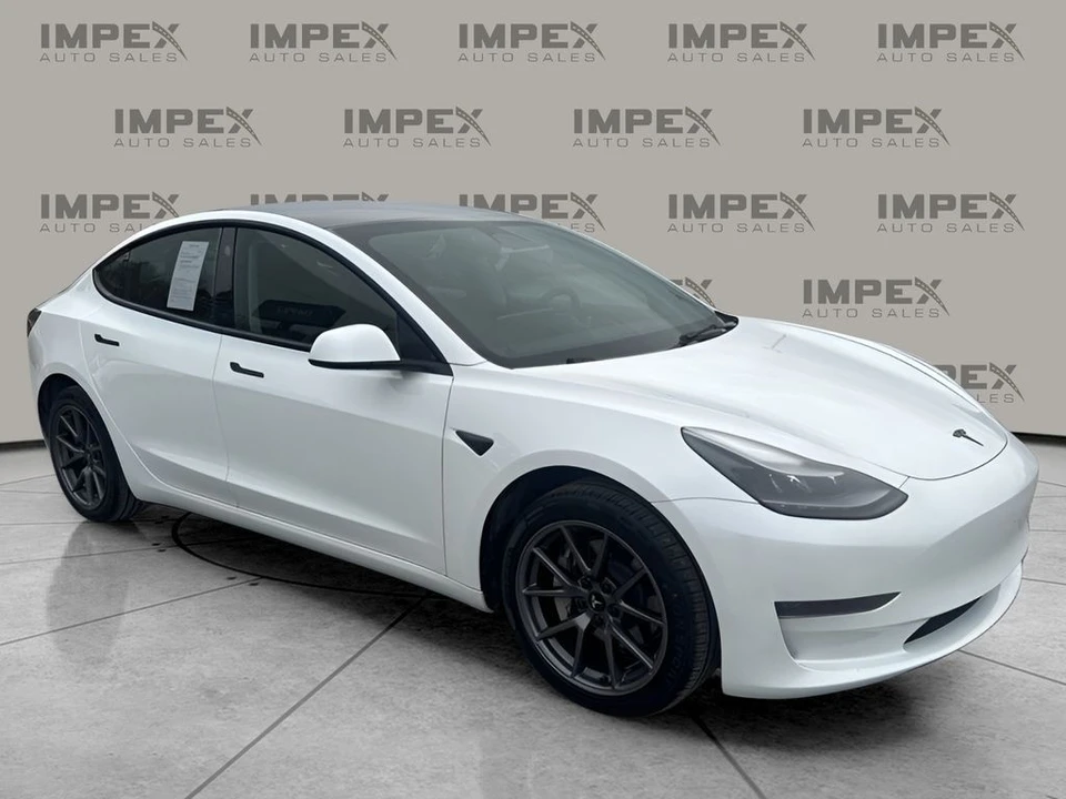 2023 Tesla Model 3 - Image 7 of 12