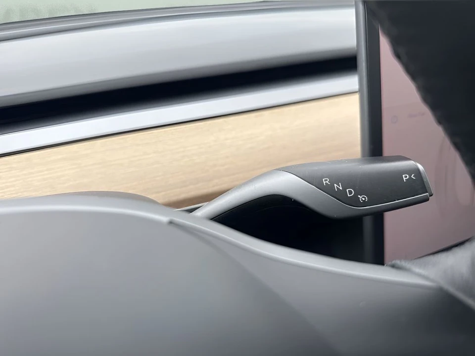 2023 Tesla Model 3 - Image 17 of 21