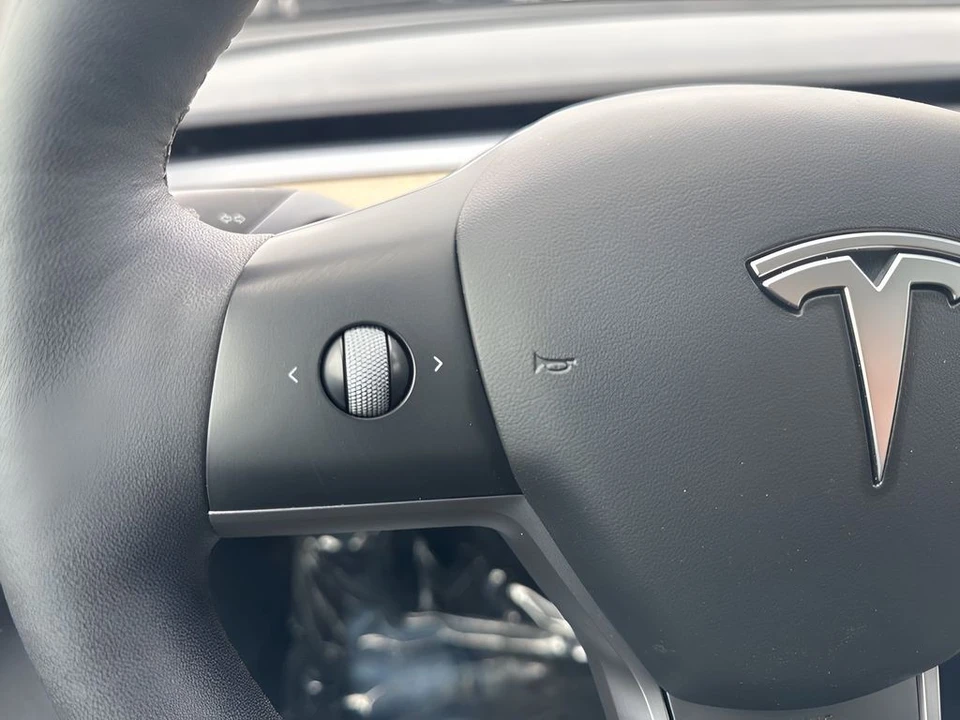 2023 Tesla Model 3 - Image 15 of 21