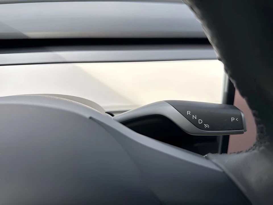 2023 Tesla Model 3 - Image 18 of 21