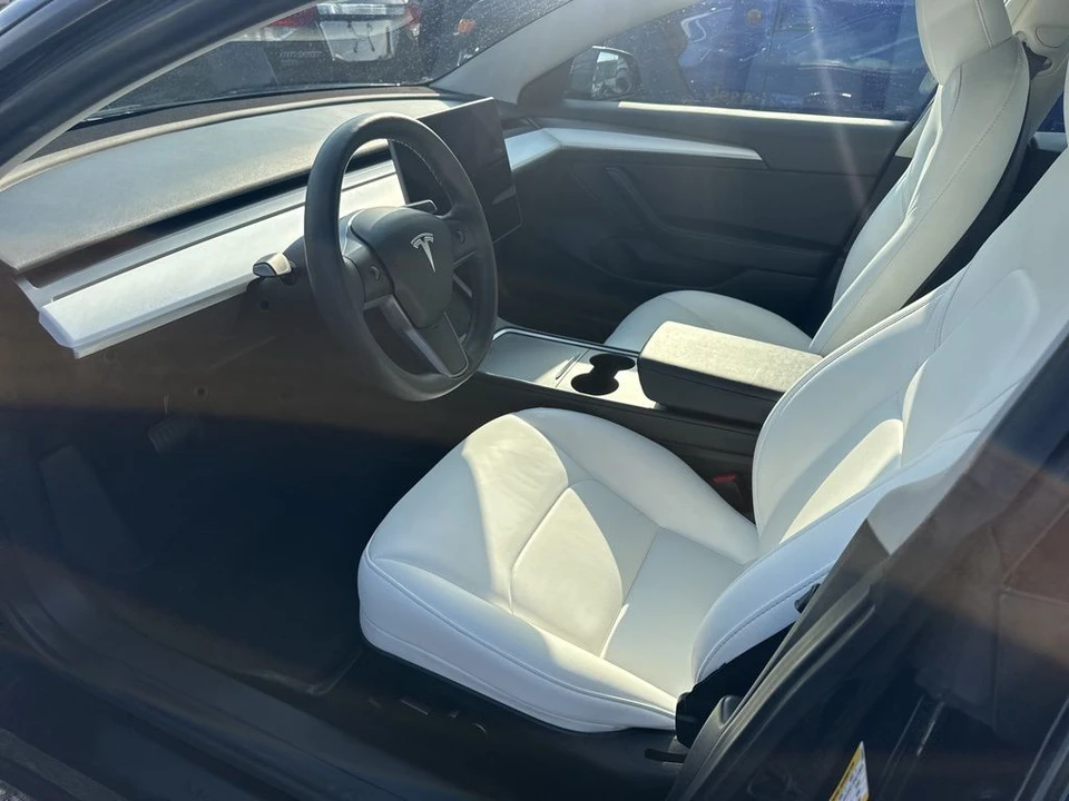 2023 Tesla Model 3 - Image 3 of 6