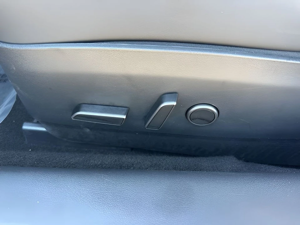 2023 Tesla Model 3 - Image 10 of 12