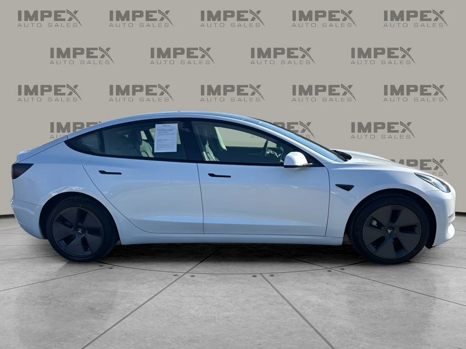 2023 Tesla Model 3 - Image 6 of 12