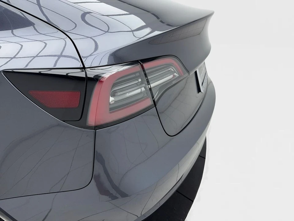 2023 Tesla Model 3 - Image 9 of 21