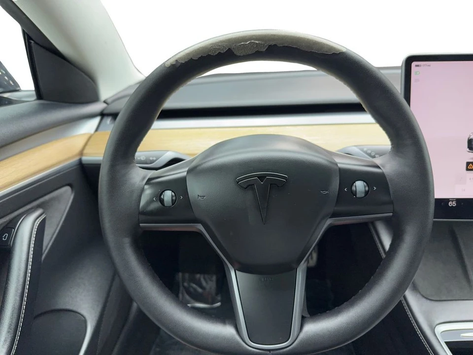 2023 Tesla Model 3 - Image 19 of 21