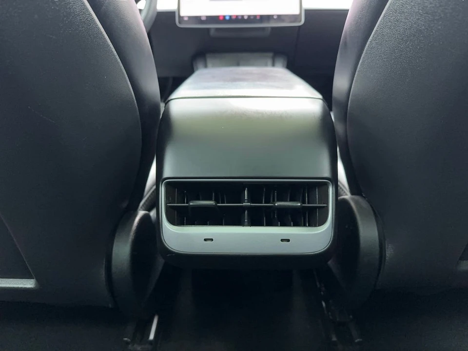 2023 Tesla Model 3 - Image 18 of 21