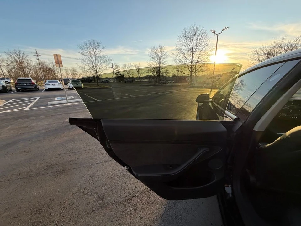 2023 Tesla Model 3 - Image 9 of 16