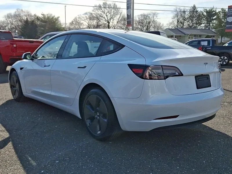 2023 Tesla Model 3 - Image 5 of 12