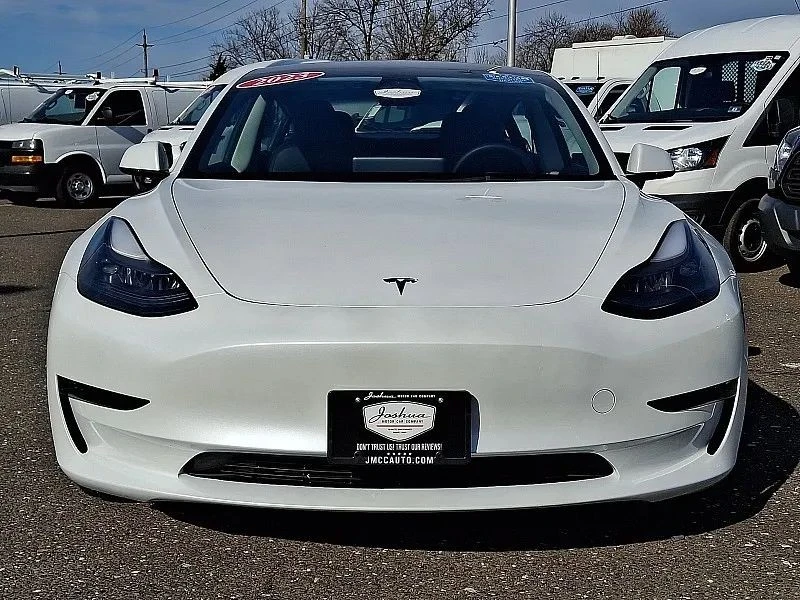 2023 Tesla Model 3 - Image 3 of 12