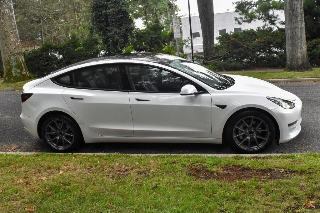 2023 Tesla Model 3 - Image 10 of 12