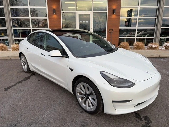 2023 Tesla Model 3 - Image 2 of 21