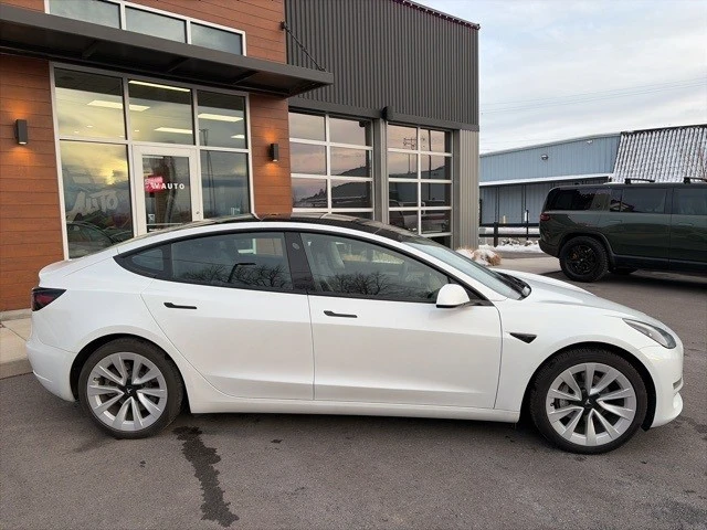 2023 Tesla Model 3 - Image 9 of 21