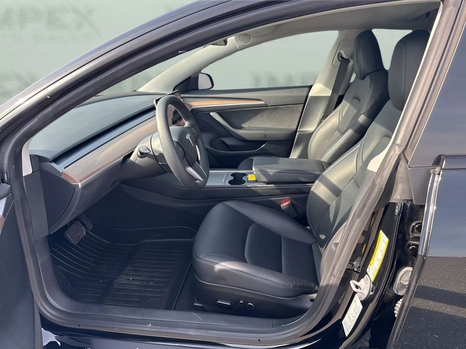 2023 Tesla Model 3 - Image 9 of 12