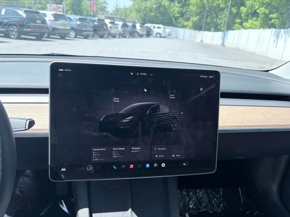 2023 Tesla Model 3 - Image 5 of 7