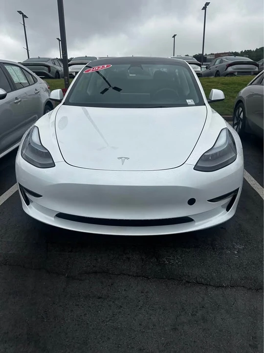 2023 Tesla Model 3 - Image 2 of 6