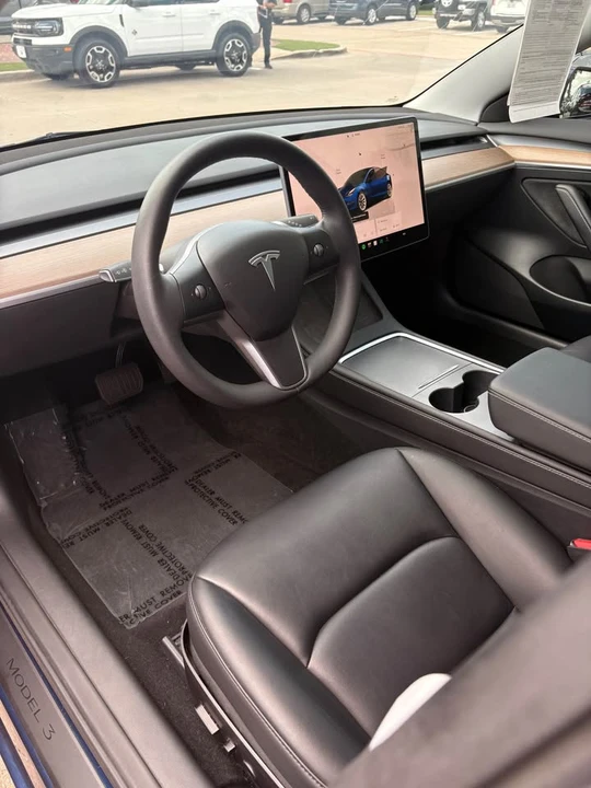 2023 Tesla Model 3 - Image 6 of 9