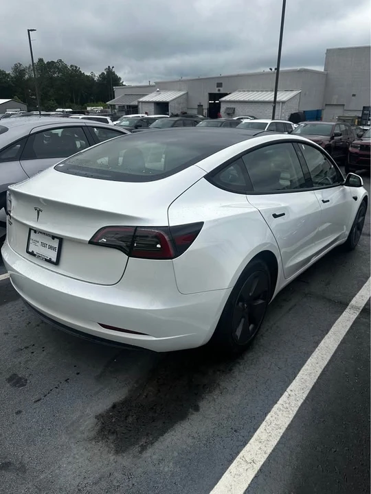 2023 Tesla Model 3 - Image 3 of 6
