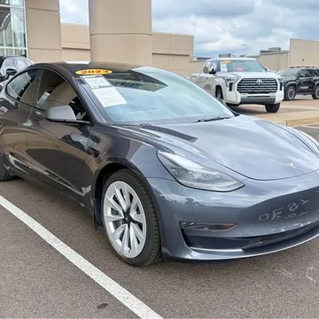 2023 Tesla Model 3 Base w/Mid Range Battery Sedan 4D