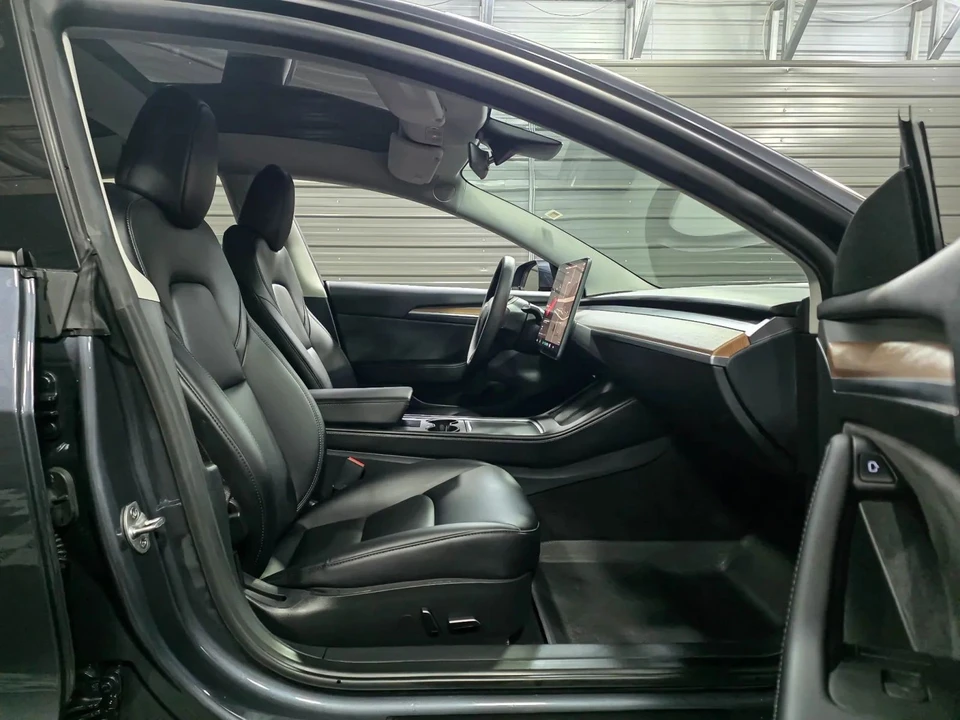 2023 Tesla Model 3 - Image 17 of 21