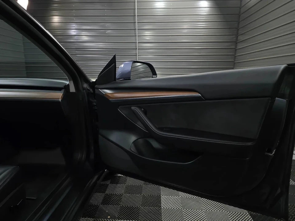 2023 Tesla Model 3 - Image 14 of 21