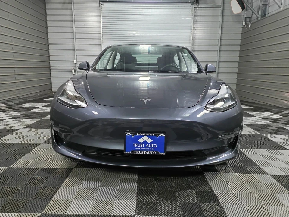 2023 Tesla Model 3 - Image 3 of 12