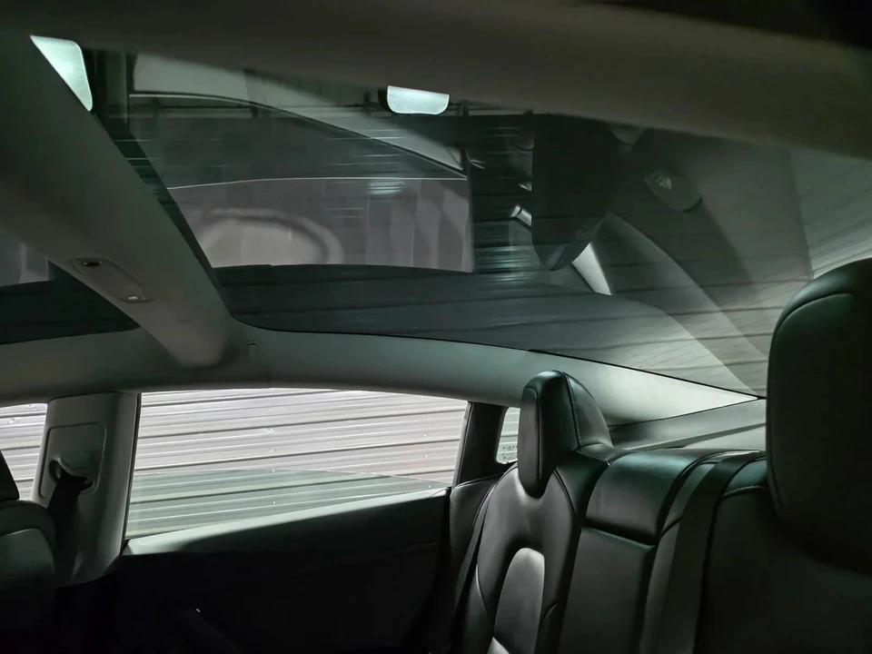 2023 Tesla Model 3 - Image 19 of 21